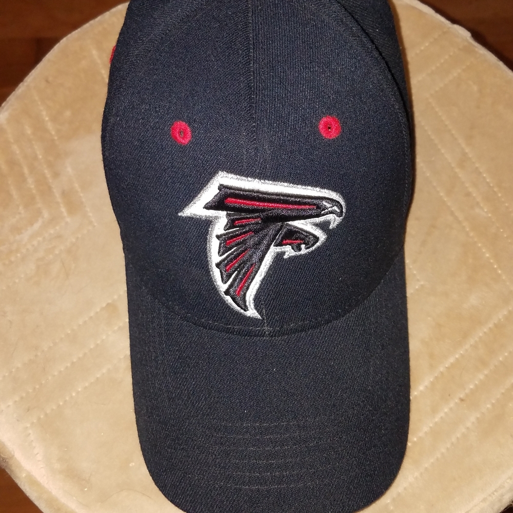NFL Atlanta Falcons football Mens Reebok stretch fit hat
